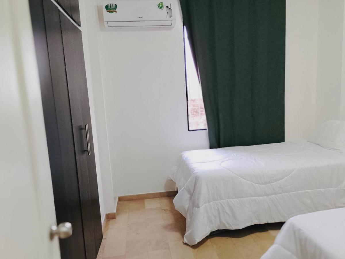 Large 2-Bedroom Apartment, Close To The American Consulate Гуаякуил Екстериор снимка